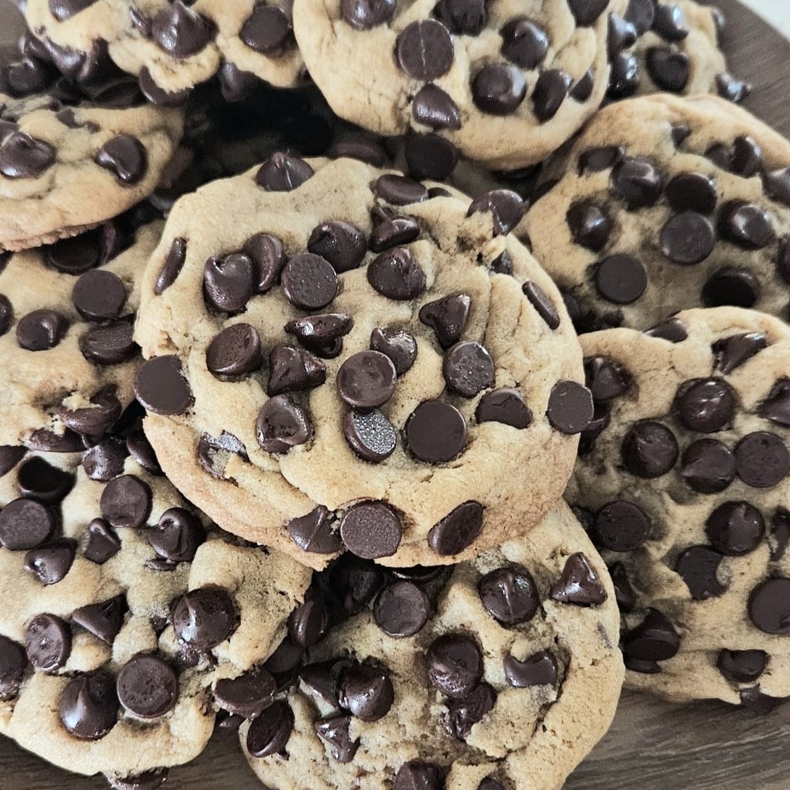 chocolate chip cookies