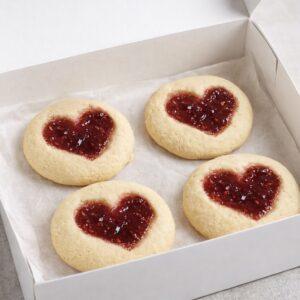 Jam-Filled Heart Cookie (4-pack)